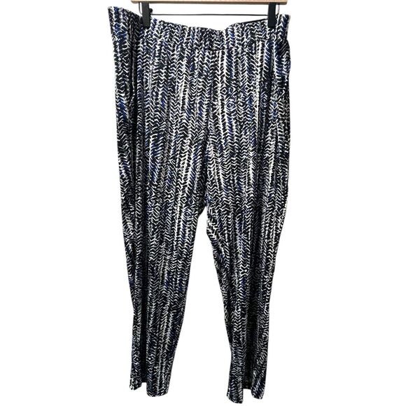 Avenue Pull On Leggings Black White Blue, Womens Size 18 / 20 Petite Pockets NWT - Picture 1 of 6